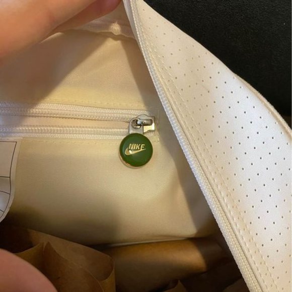 Nike Cream & White and Green Travel Small Duffel Bag - Picture 5 of 8